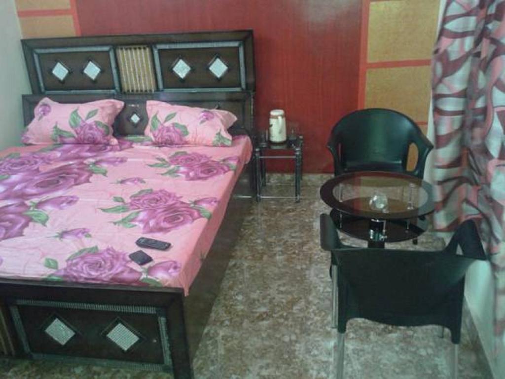 Hotel Jan Jan Tak Dehradun Habitación foto